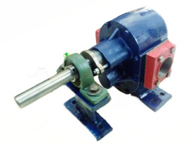 BOMBA DE ENGRANES 2 PULGADAS CON CHUMACERA MCA SECO